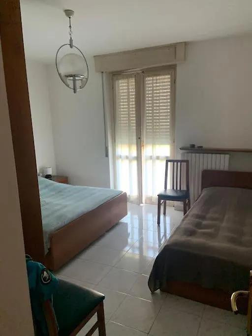 Apartment Appartamento Zona Centrale Con Barbecue Colico