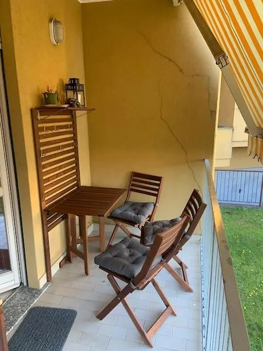 Appartamento Zona Centrale Con Barbecue Colico 0*,  Italy